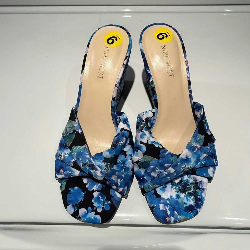 Nine West Blue Floral Women's Wedges